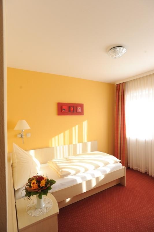 Hotel Reischenau Ustersbach Oda fotoğraf