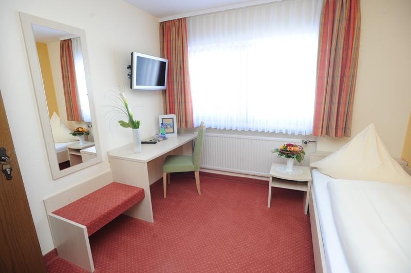 Hotel Reischenau Ustersbach Oda fotoğraf